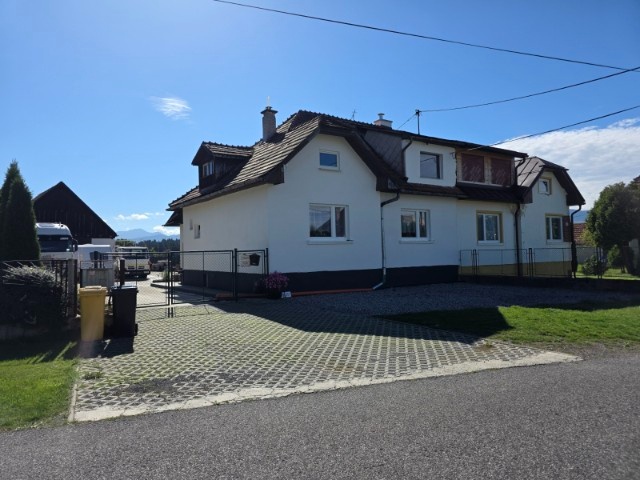 Bývanie a podnikanie na jednom mieste – rodinný dom s multif - 15