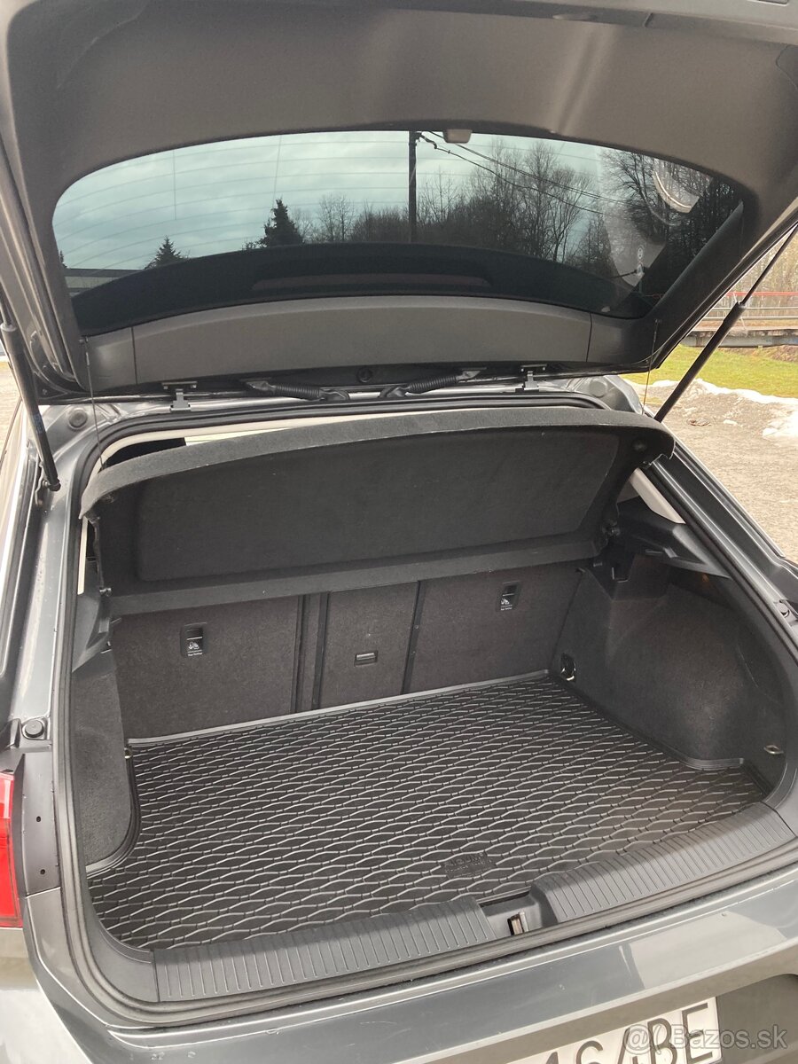 VW T-Roc 1.5 TSI BMT Benzín - 15