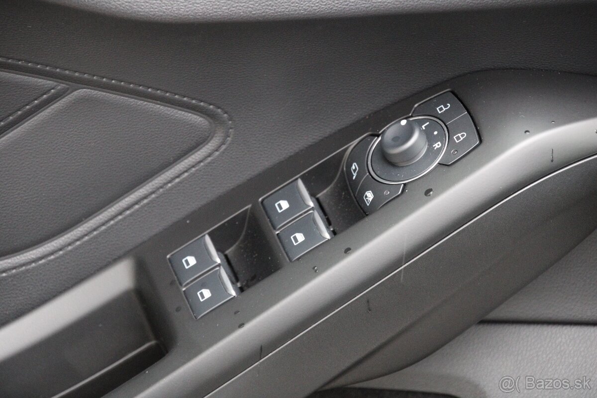 Ford Focus Combi Titanium A/T 6/2024 - 15