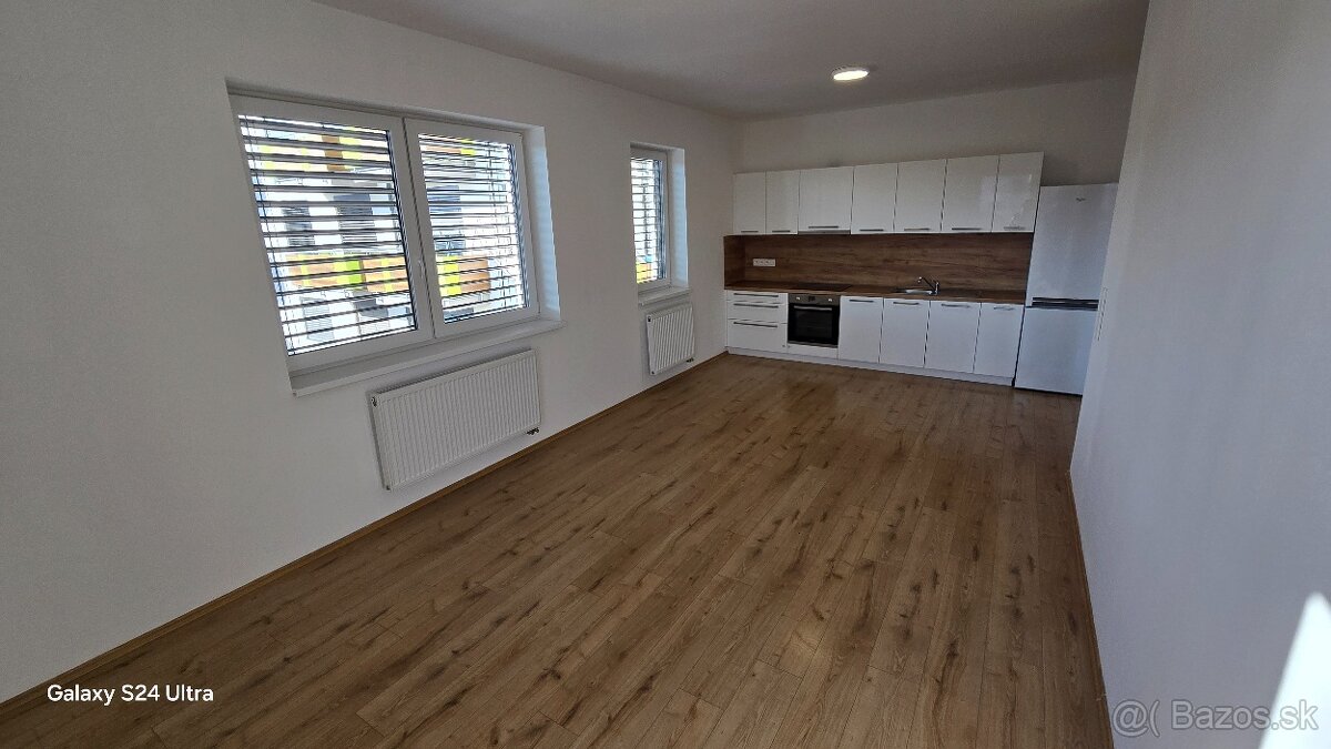 Prenájom 2 izbového bytu - 15