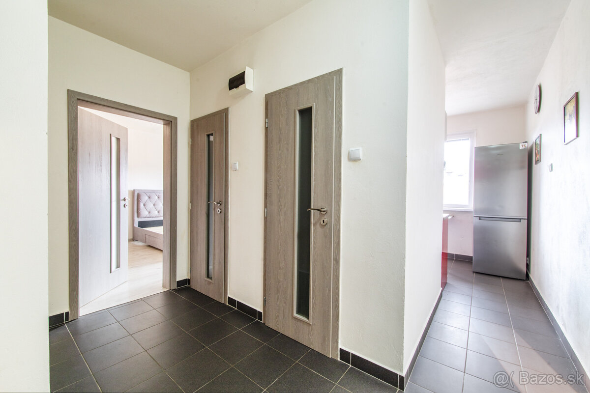 Na predaj 2-izbový byt s loggiou v Martine - Sever - 15