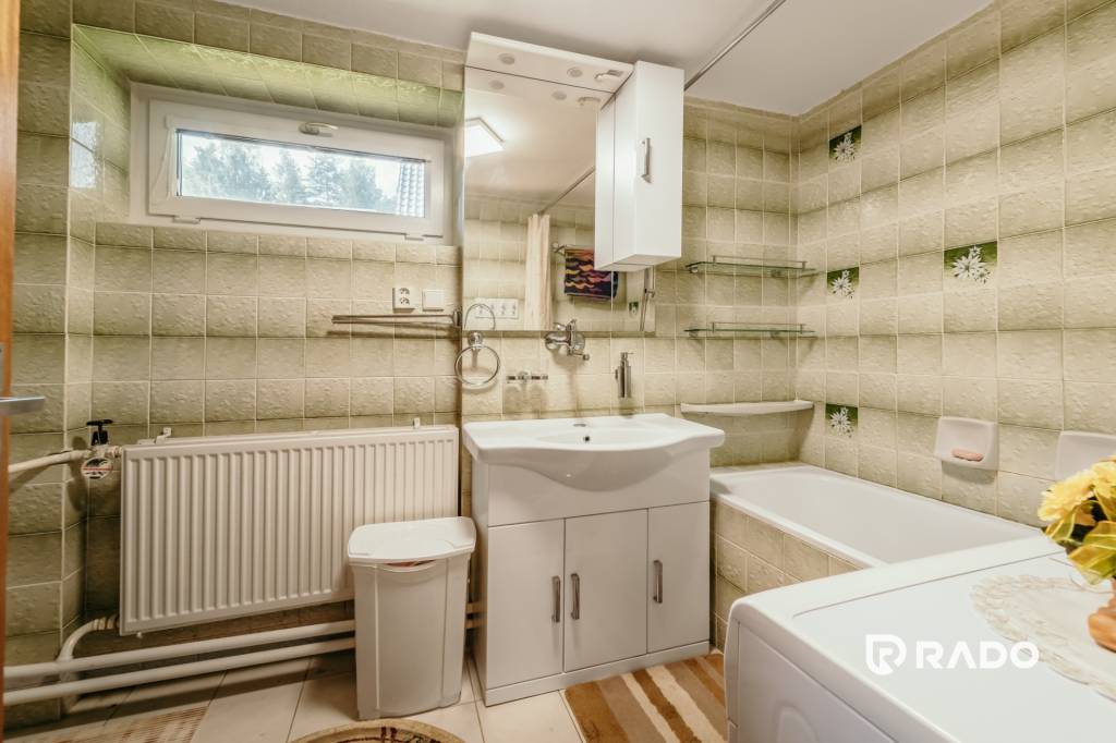 RADO | Dom v krásnom prostredí - cena DOHODOU | Belušské Sla - 15