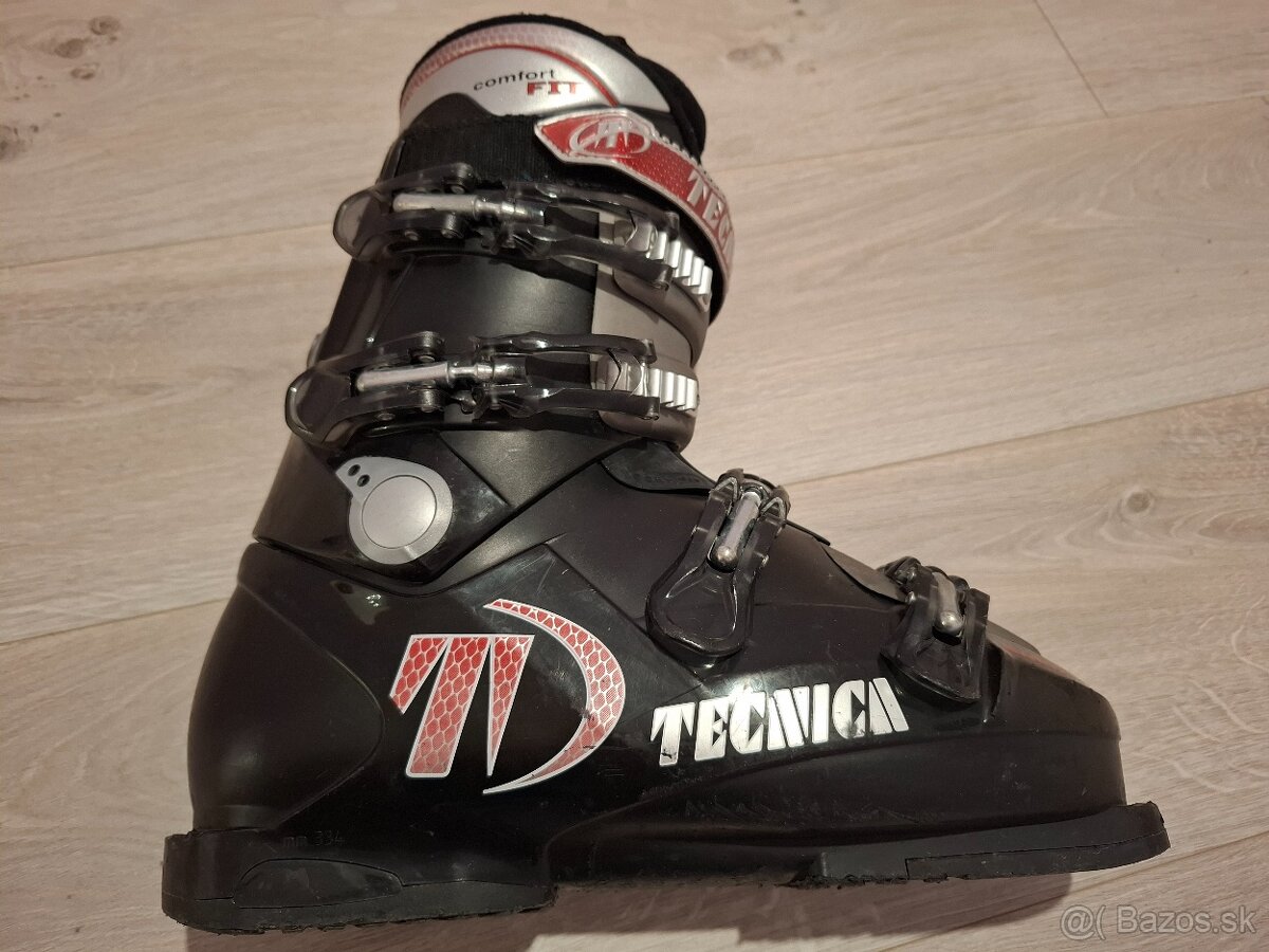 Lyže Blizzard a lyžiarky – pre tých, čo sa neboja zjazdovky - 15