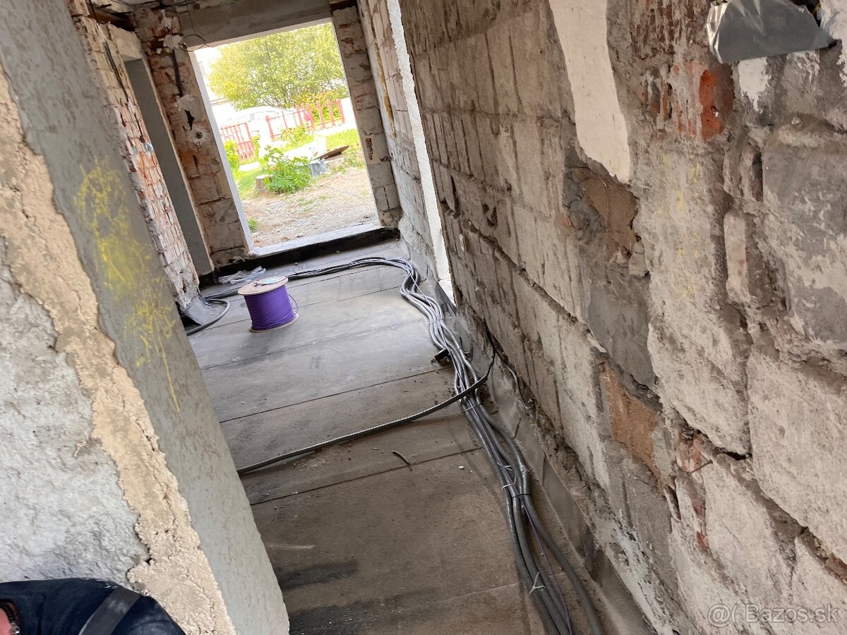 Ponúkame stavebné práce - 15