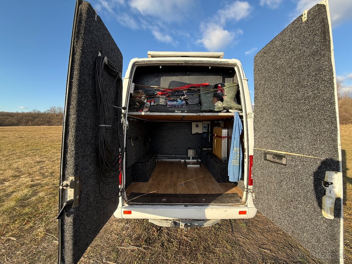 Obytna dodavka,caravan mercedes sprinter 312D - 15