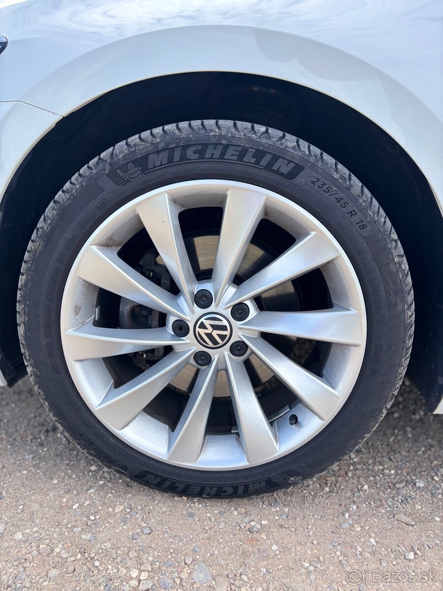 Volkswagen Passat 2.0 TDi - 15