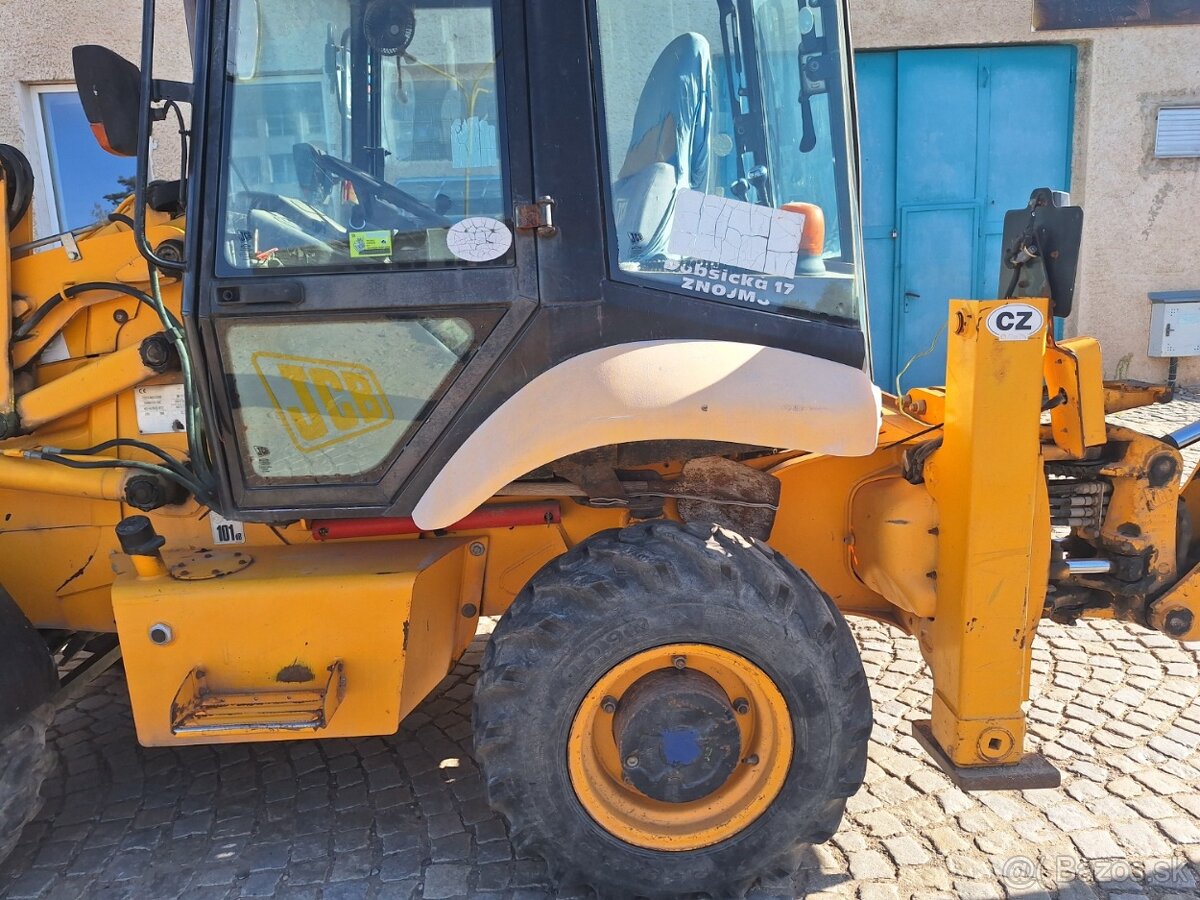 JCB 2CX - 15