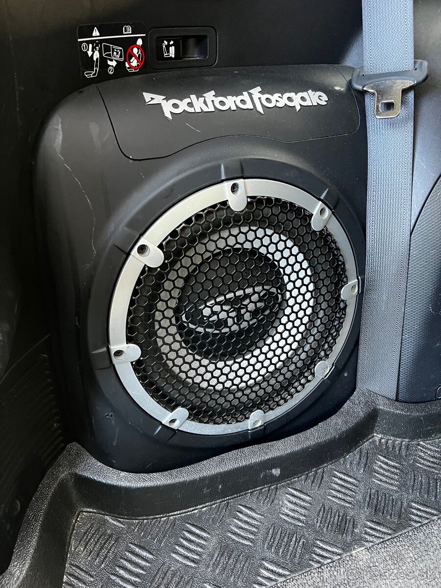 Mitsubishi Outlander 2.4 benzin 4x4 odpočet DPH - 15