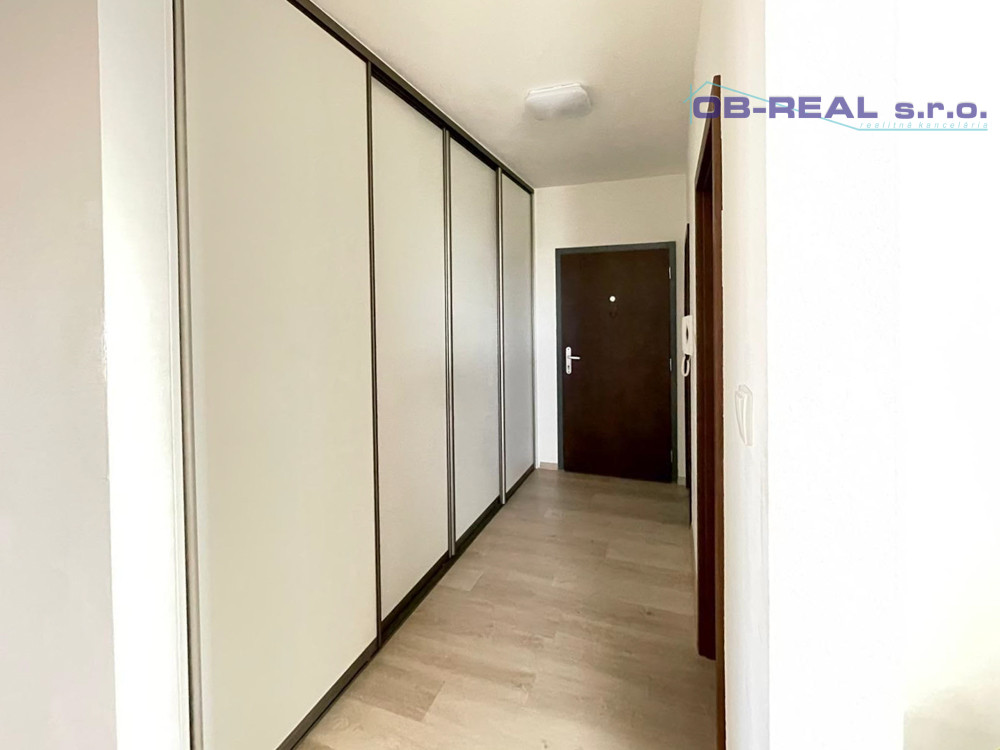 Veľký 3-izbový byt 87,7 m2 v Galante na PREDAJ - 15