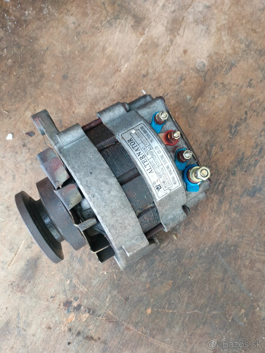 ČÍNSKÝ MOTOR LAIDONG - 3 válec - 15