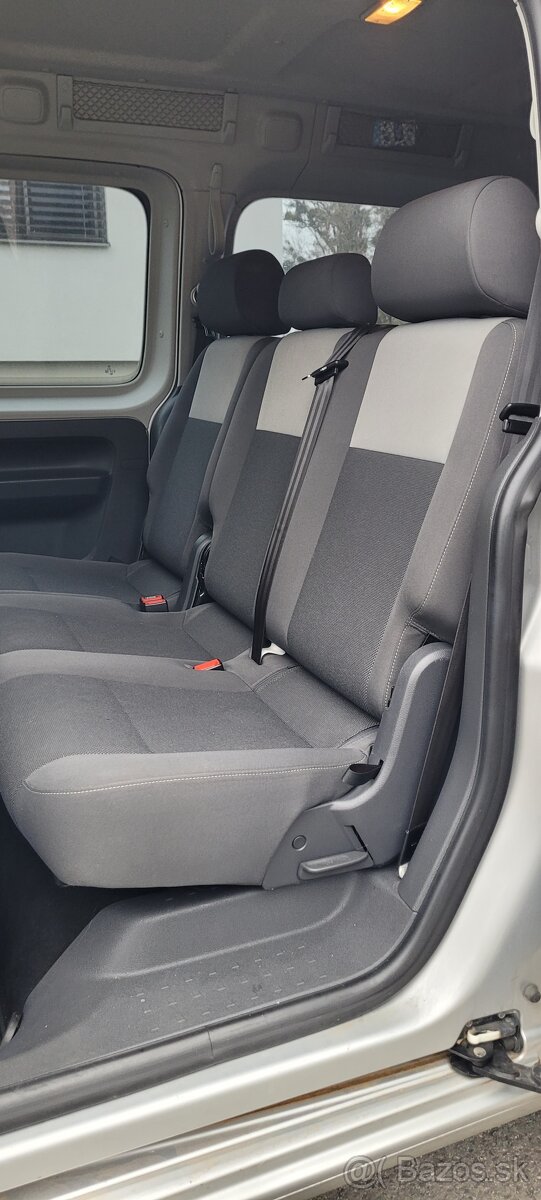 Caddy Maxi 2,0 TDI, 2012, 103kw/140PS, strieborná metalíza - 15