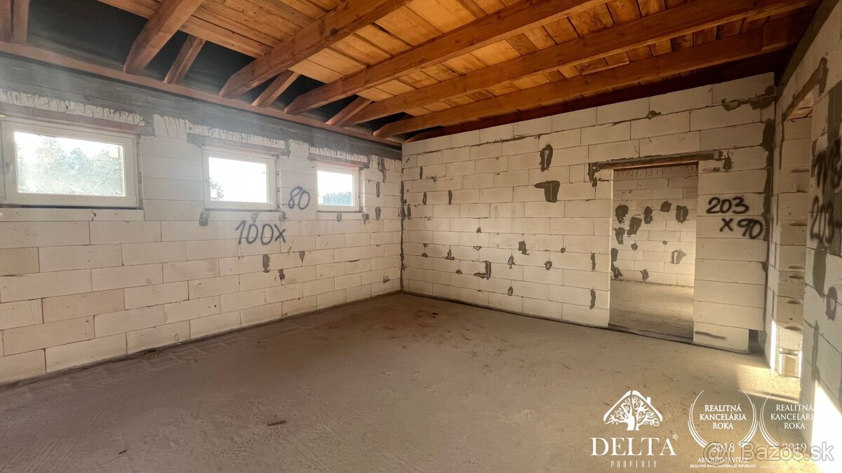 Ponúkame na predaj rozostavanú stavbu bungalovu v obci Mark - 15