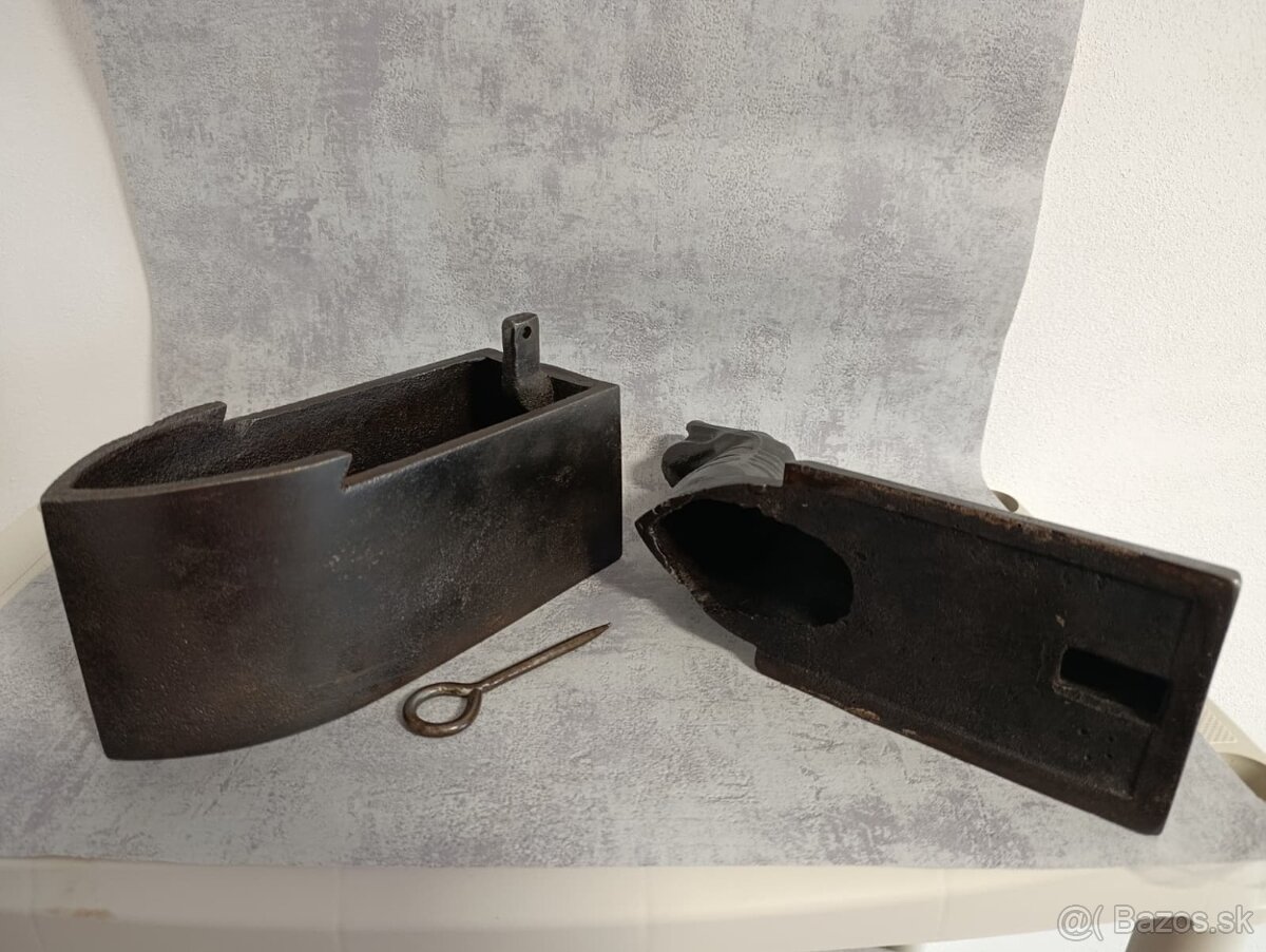 Obrovská komínová velmi stará sbírková žehlička 9,65kg - 15