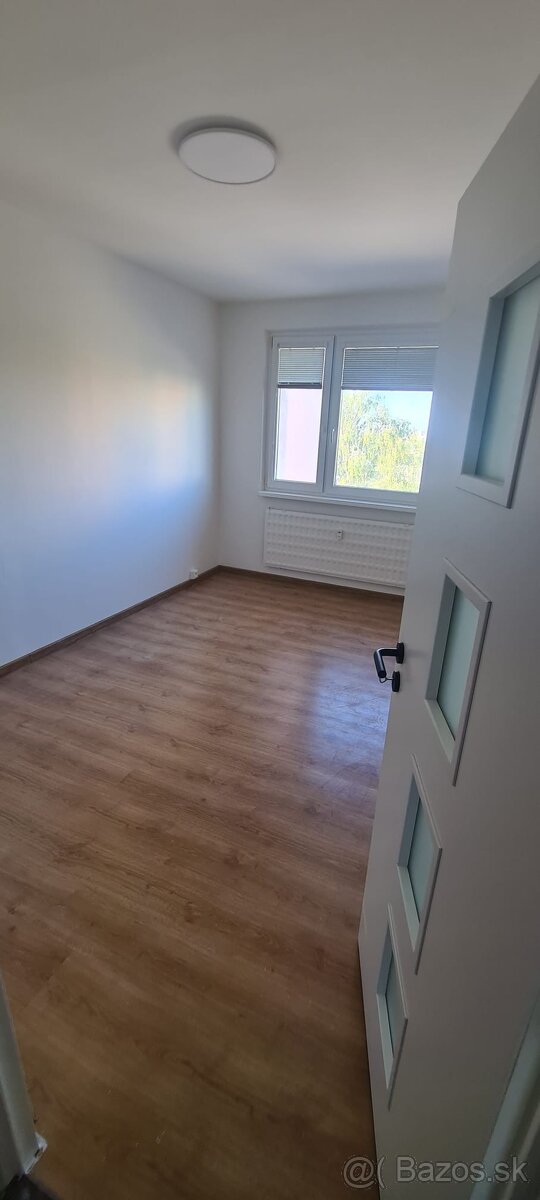 Pronájem bytu 1+1 43 m² - 15