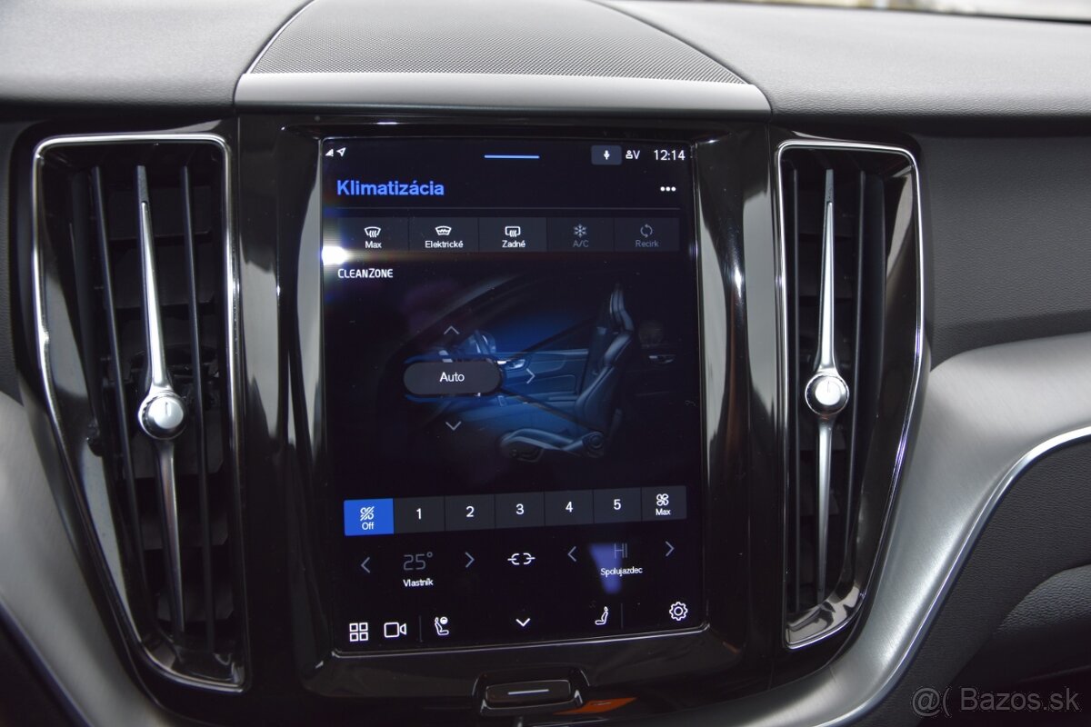 Volvo XC60 2.0 B4 mHEV Momentum A/T - 15