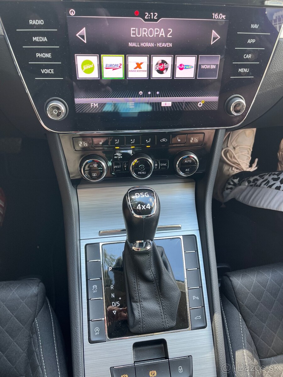 ŠKODA SUPERB 2.0 TDI 140kW 4x4 DSG 2020 Facelift Možna vymen - 15