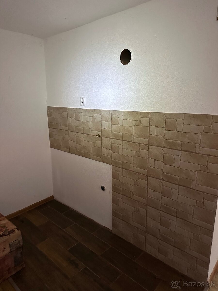 PREDÁM 2 RD PO REKONŠTRUKCII V PETROVCIACH - 15