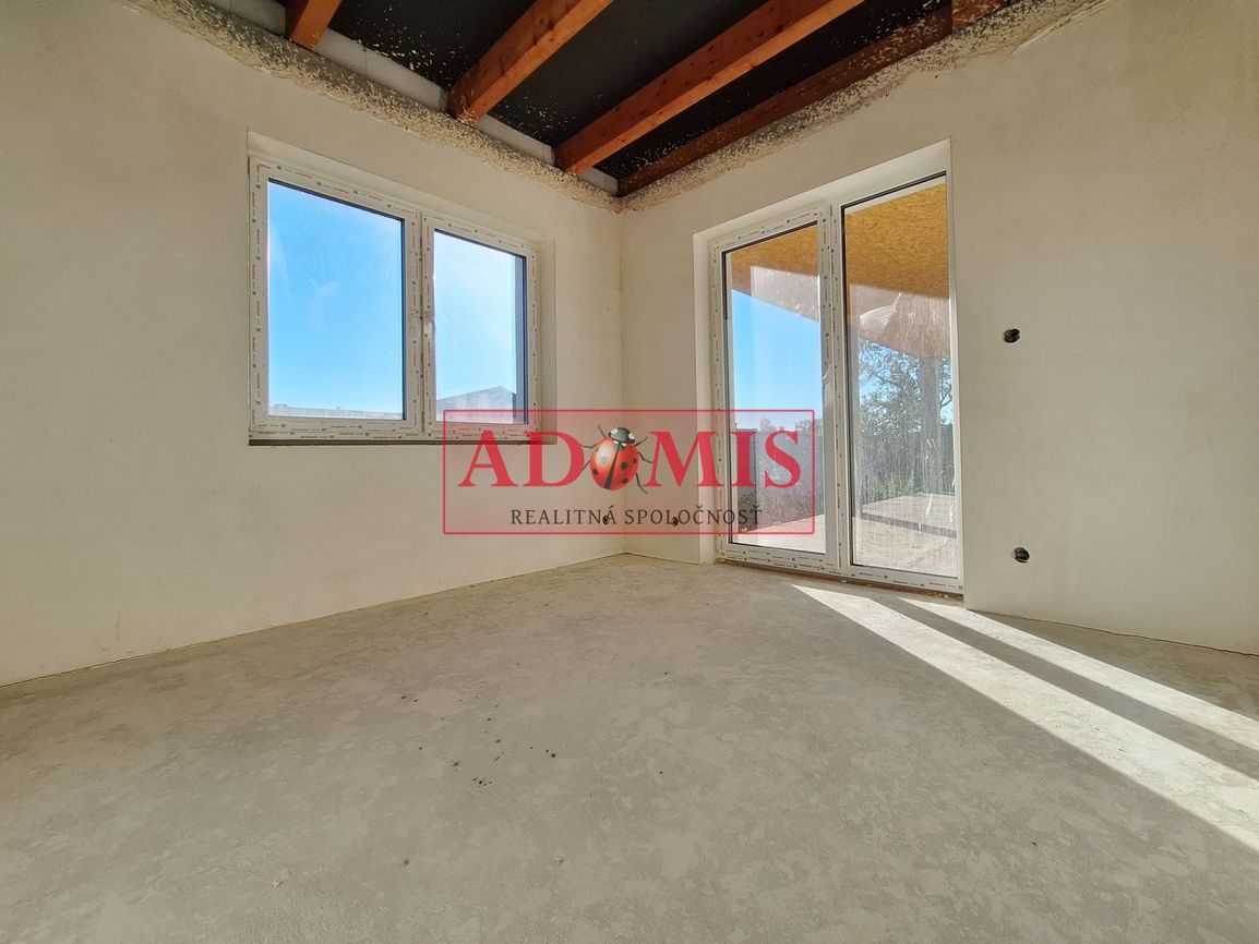 ADOMIS - Predáme bungalov Veľká Ida 160m2 + teraska 30m2, 94 - 15
