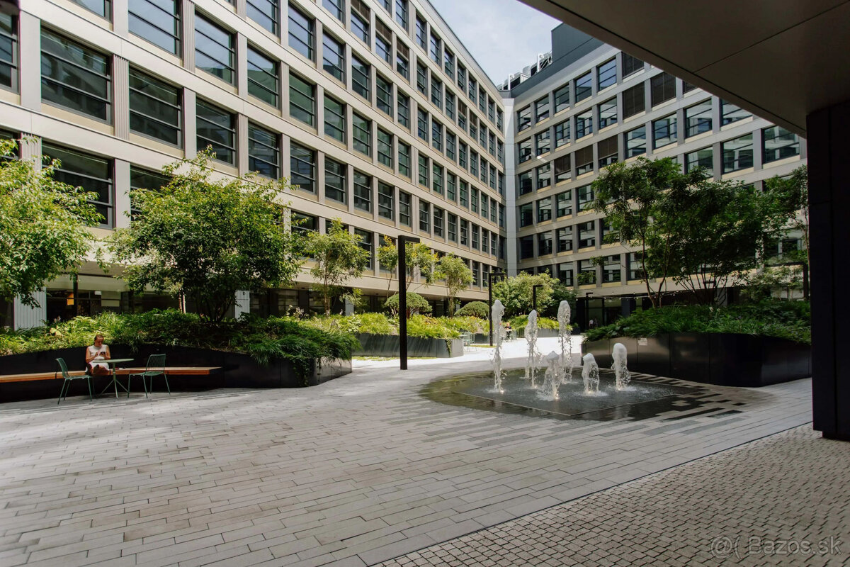 Prenájom obchodného priestoru 333 m² v skvelej lokalite v ce - 15