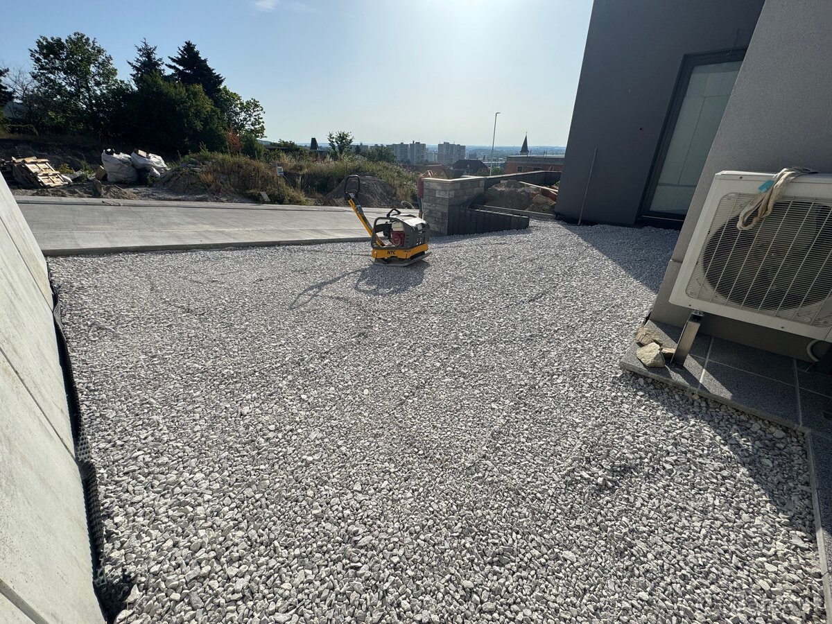 Hodinovy manzel ,prerabky,rekonstrukcie bytov,obklady dlazby - 15