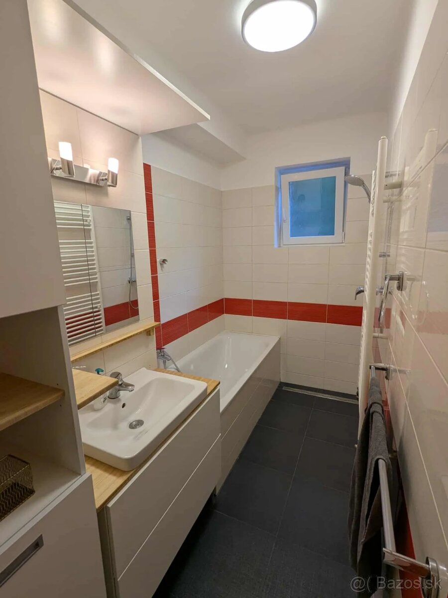 PRIESTRANNÝ 3 iz byt pri OC VIVO - 15