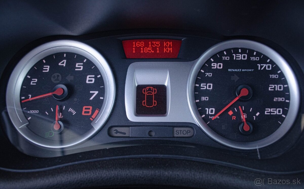 Renault Clio RS 2.0i 16V - 15