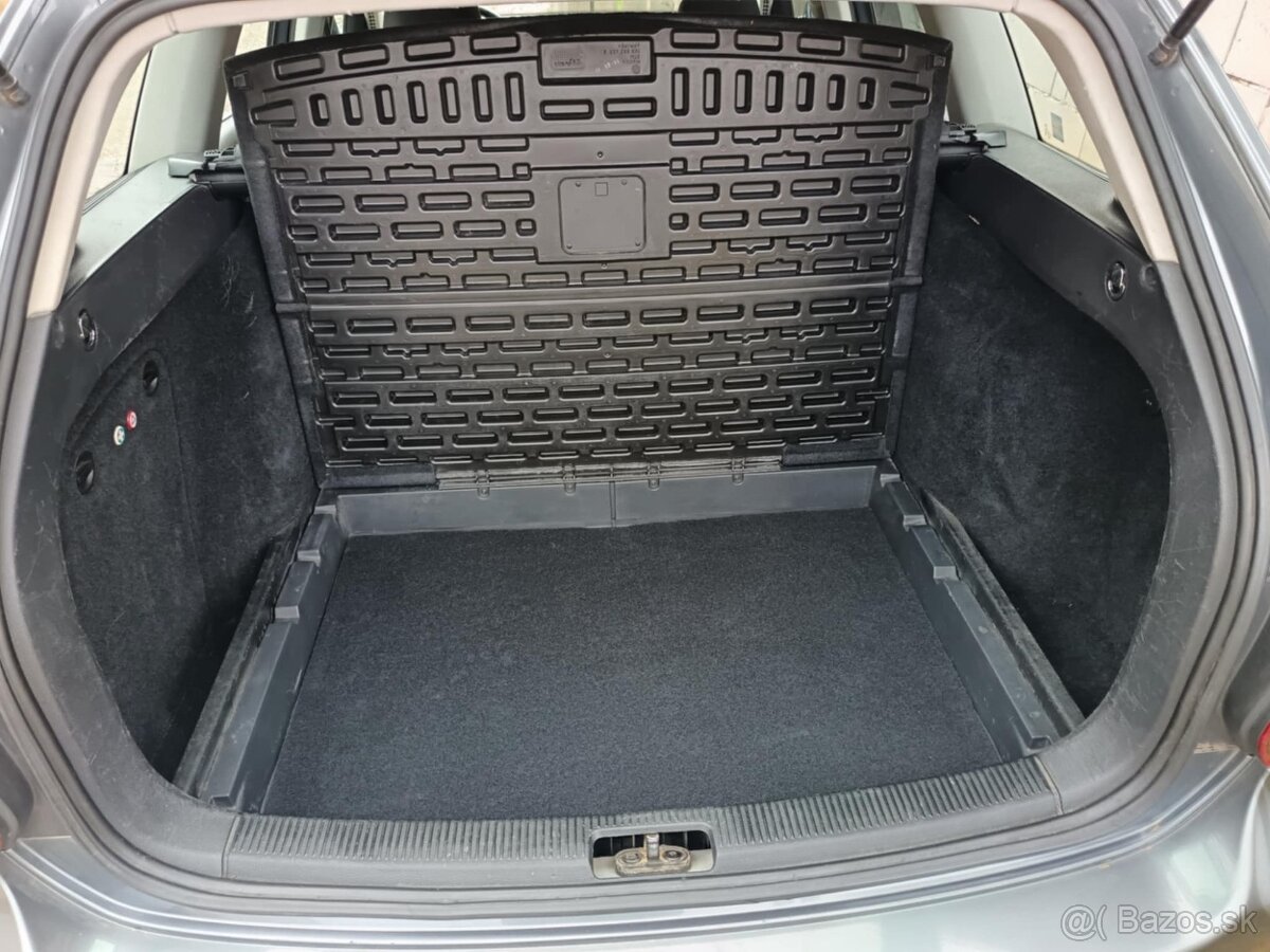 Predám Volkswagen golf 6 variant TDI rok 2013 - 15