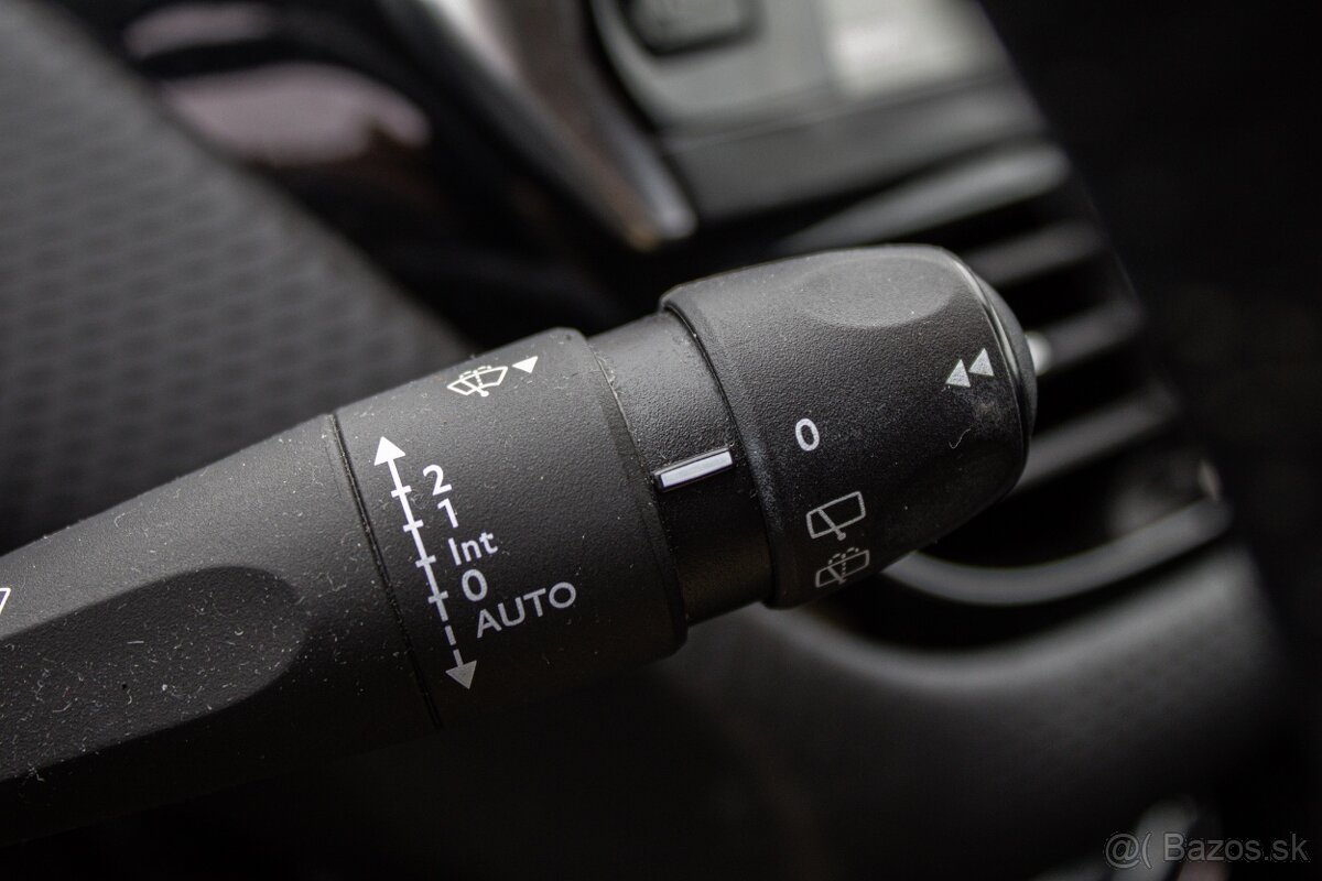 Peugeot 2008 1.2 Puretech Style, 60kW - 15