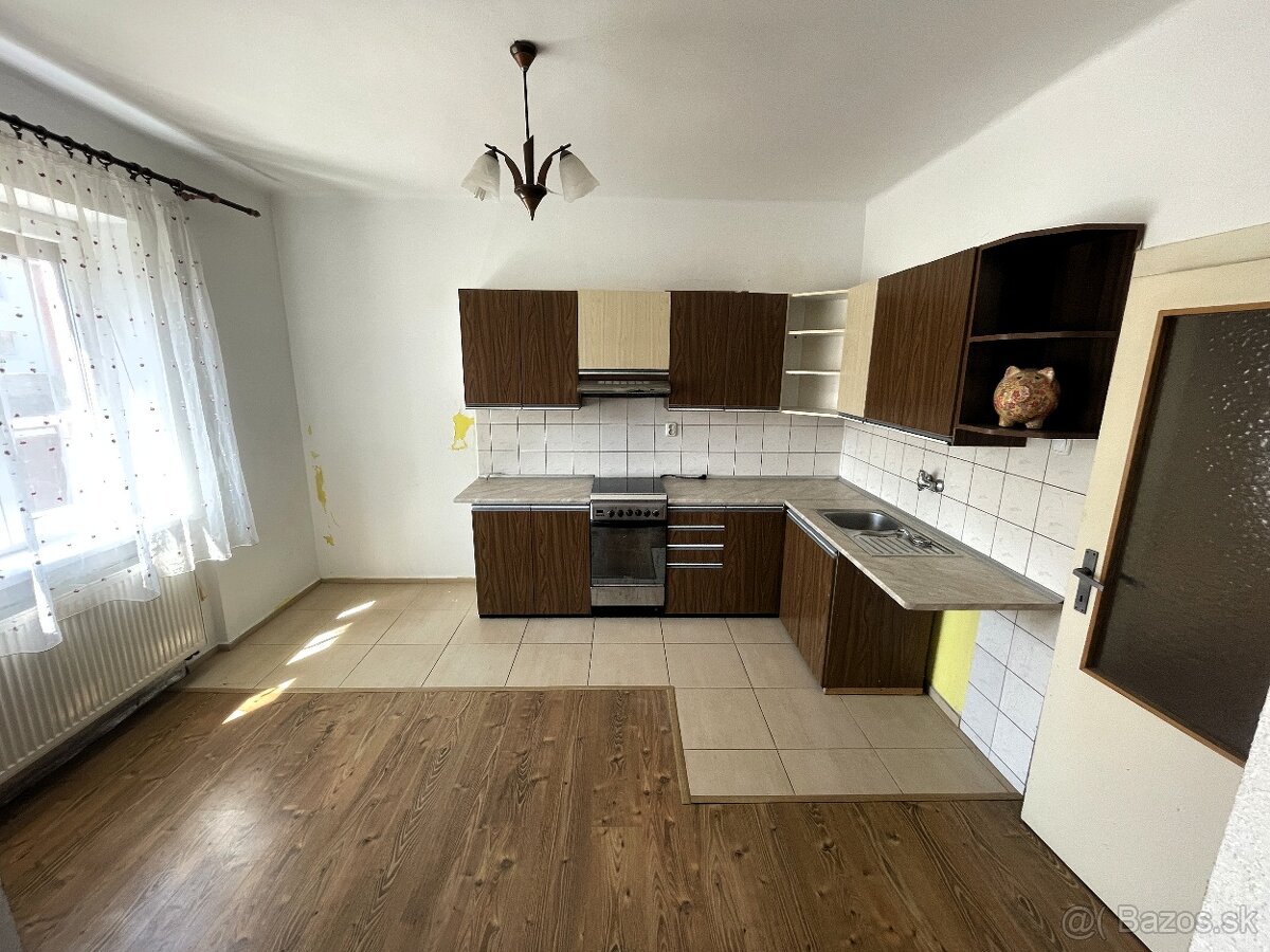 Predaj dvojgeneračného rodinného domu Bratislava Rača - 15