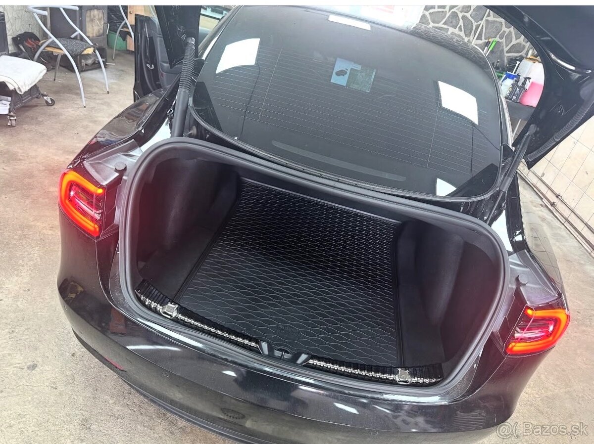 Tesla Model 3 dual motor 366kw /500 koni - 15