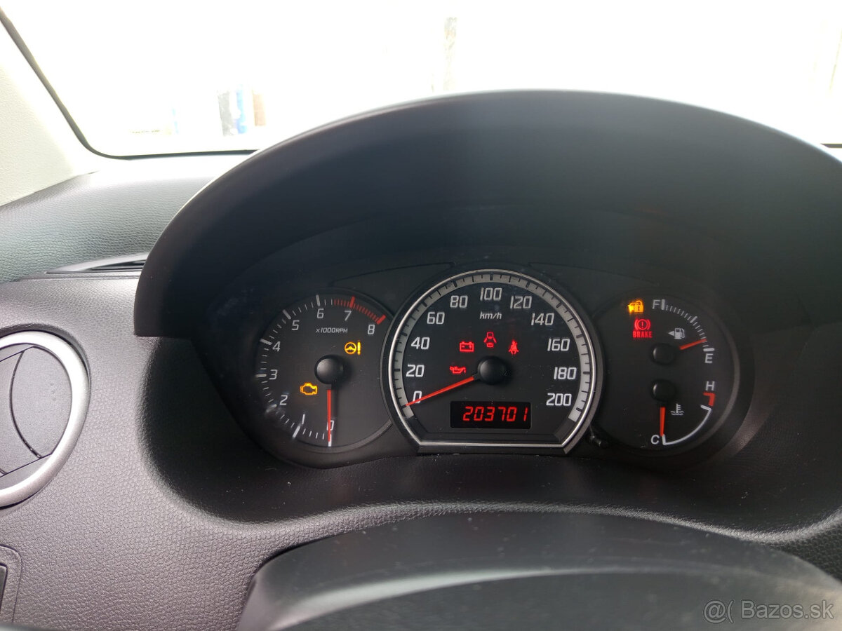 Suzuki SWIFT 1.3 r.v. 2007 - 15