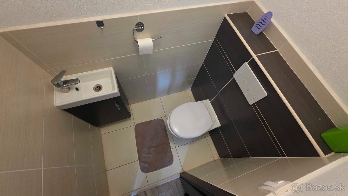 Predaj 4 izbový bungalov s pozemkom 663 m2 v obci Vydrany - 15