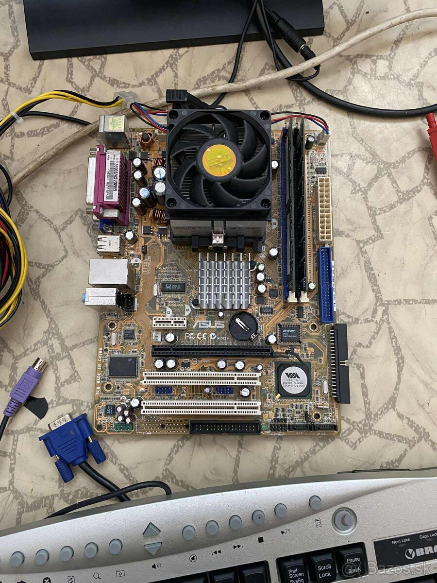 Predám pc retro z Windows xp - 15