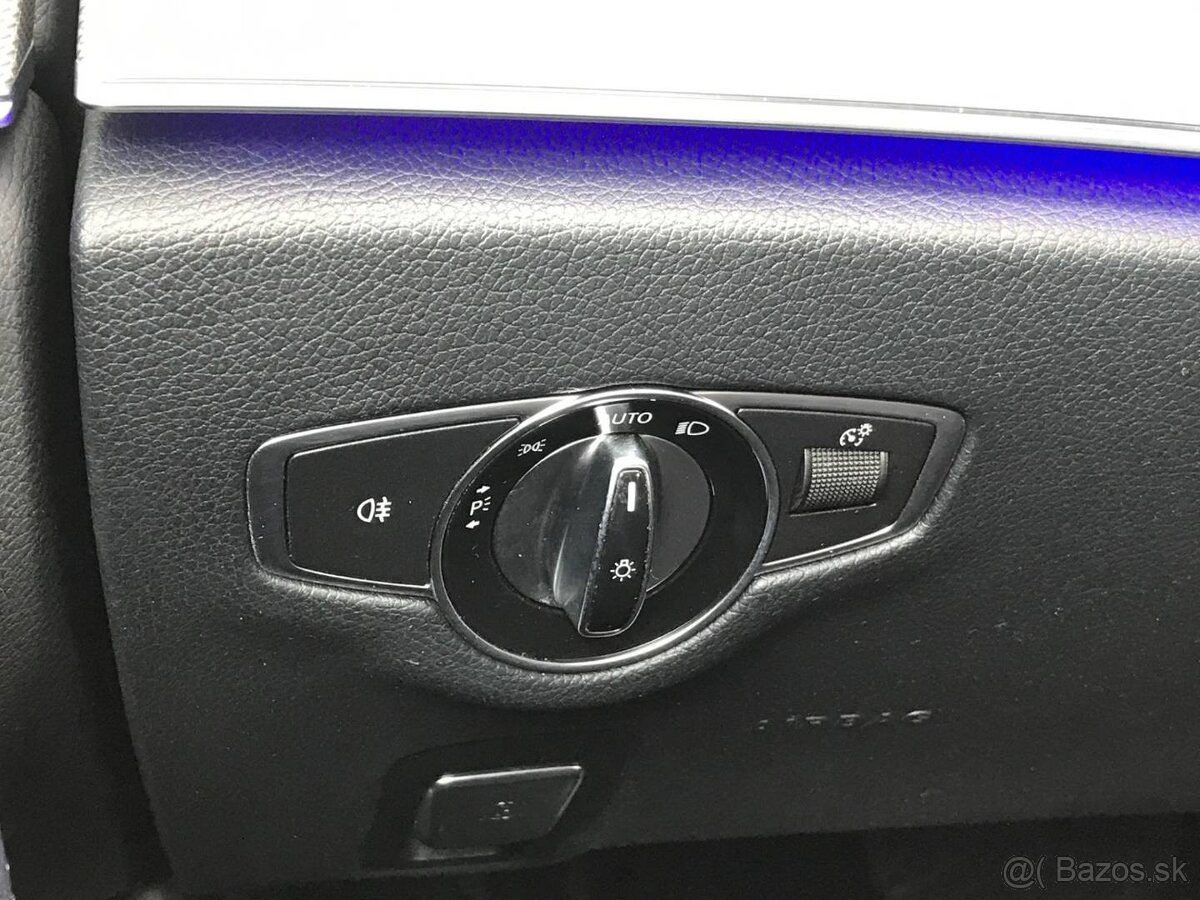Mercedes-Benz E trieda Sedan 400d 4matic VZDUCHOVÝ PODVOZOK - 15