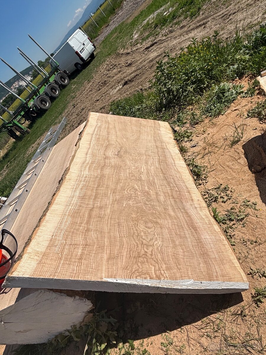 Predám rezivo Jaseň, šírka foršní od 50cm-130cm - 15