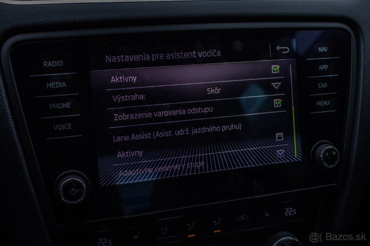 Škoda Octavia 2.0 TDI Style / Virtual / Ťažné / NELAKOVANÉ - 15