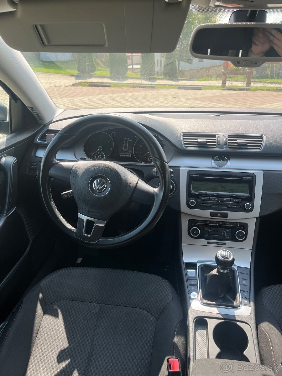 Volkswagen Passat Variant B7 1.6 TDI 77kW, r. 2011 – Comfort - 15