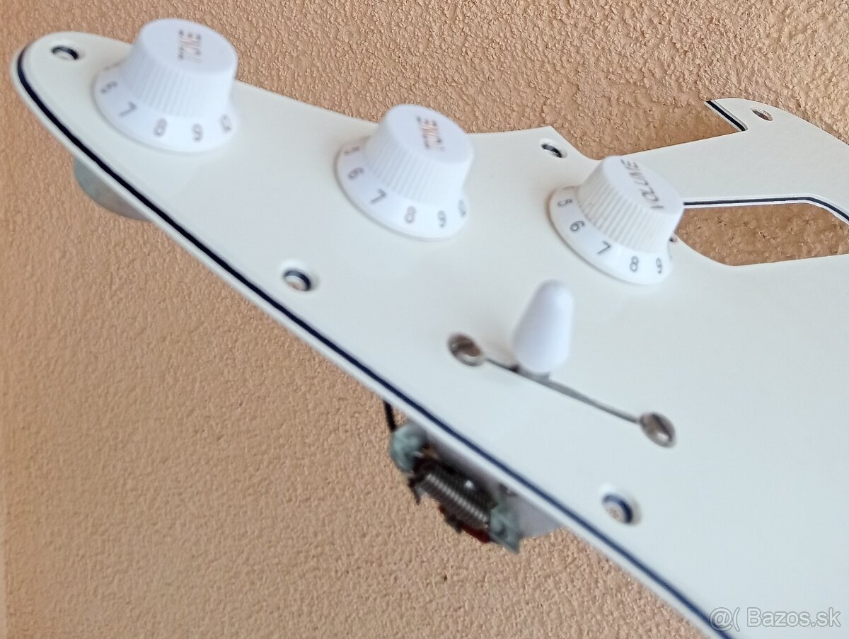 Snímače Stratocaster- pickguard, poťáky 70 roky Greco,Maya - 15