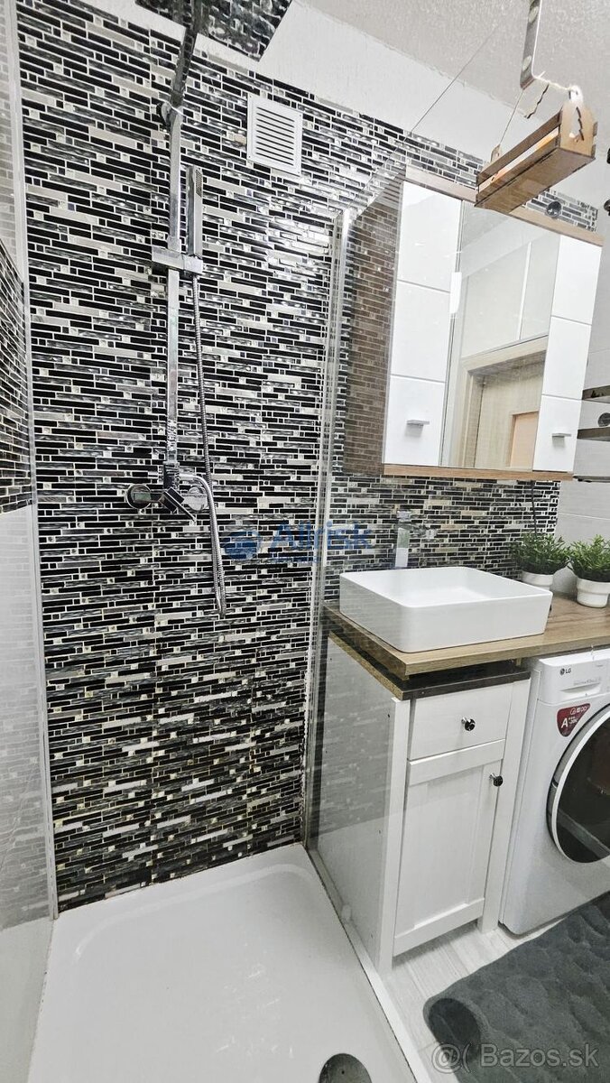 Pekný 3 izbový byt s loggiou na Beňadickej ulici v Petržalke - 15