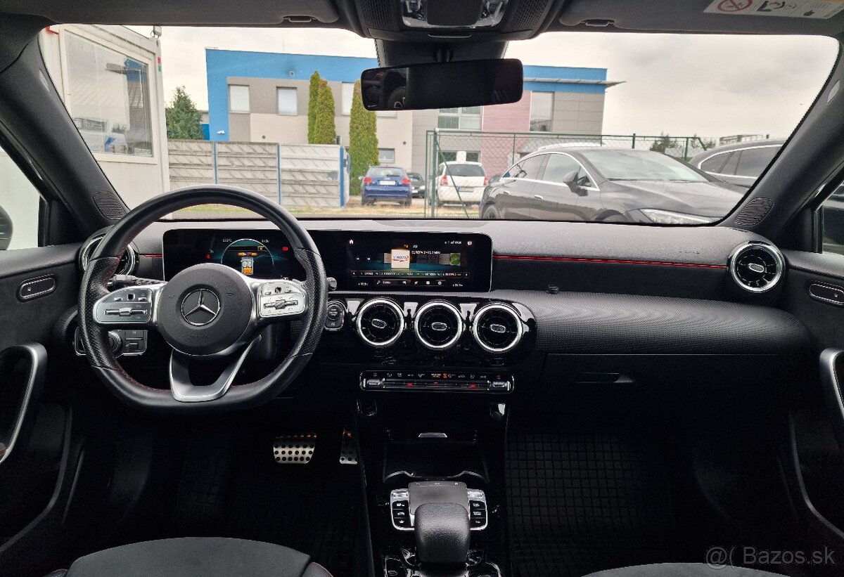 MERCEDES-BENZ A TRIEDA 180 /T - 15