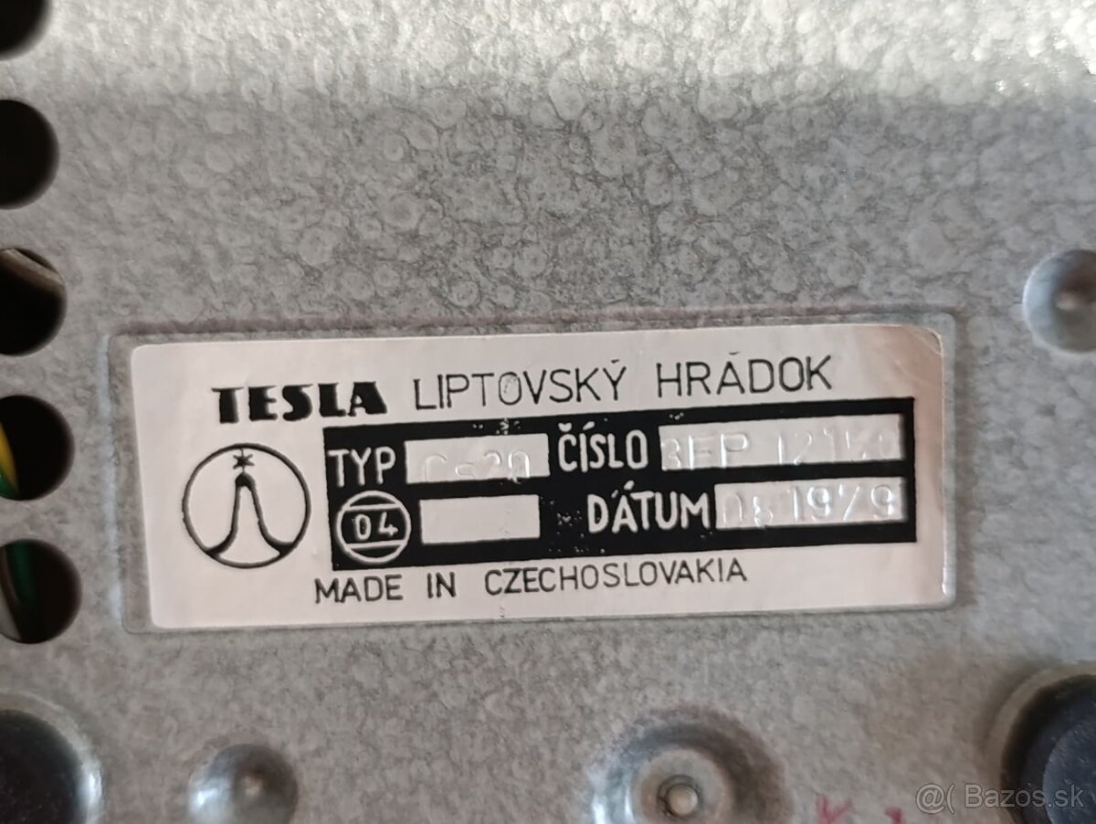 Starý retro telefon Tesla z roku 1979 Velice zachovalý, má č - 15