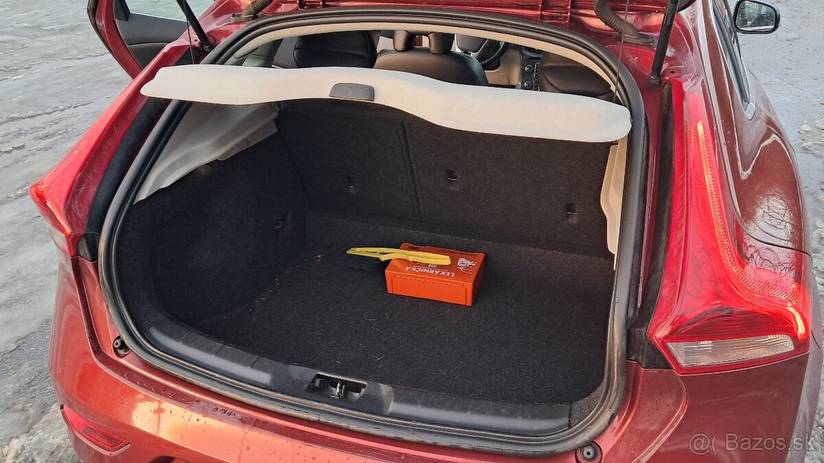 Volvo V40 2014, 1.6 Diesel, automat - 15