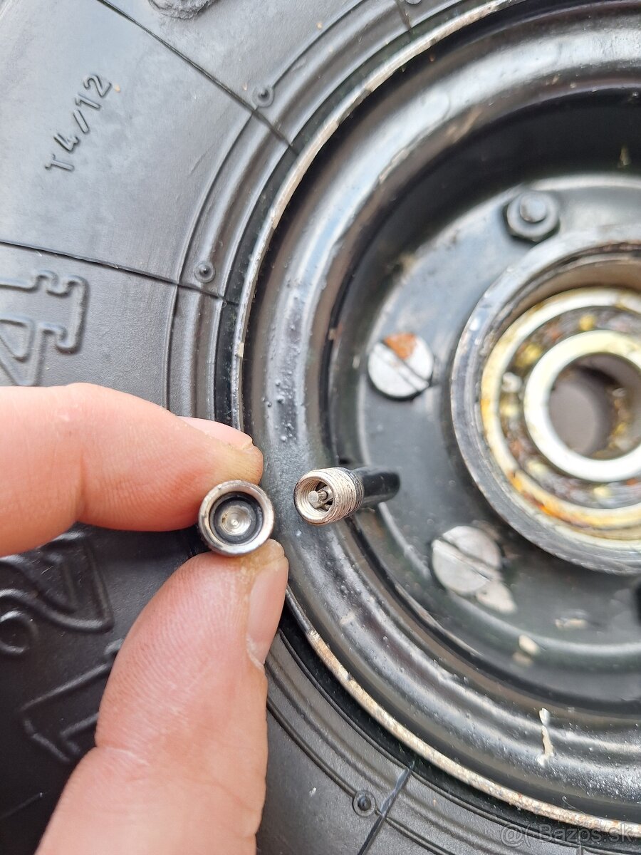 PNEU JAWA PAV 40, 41 - 15