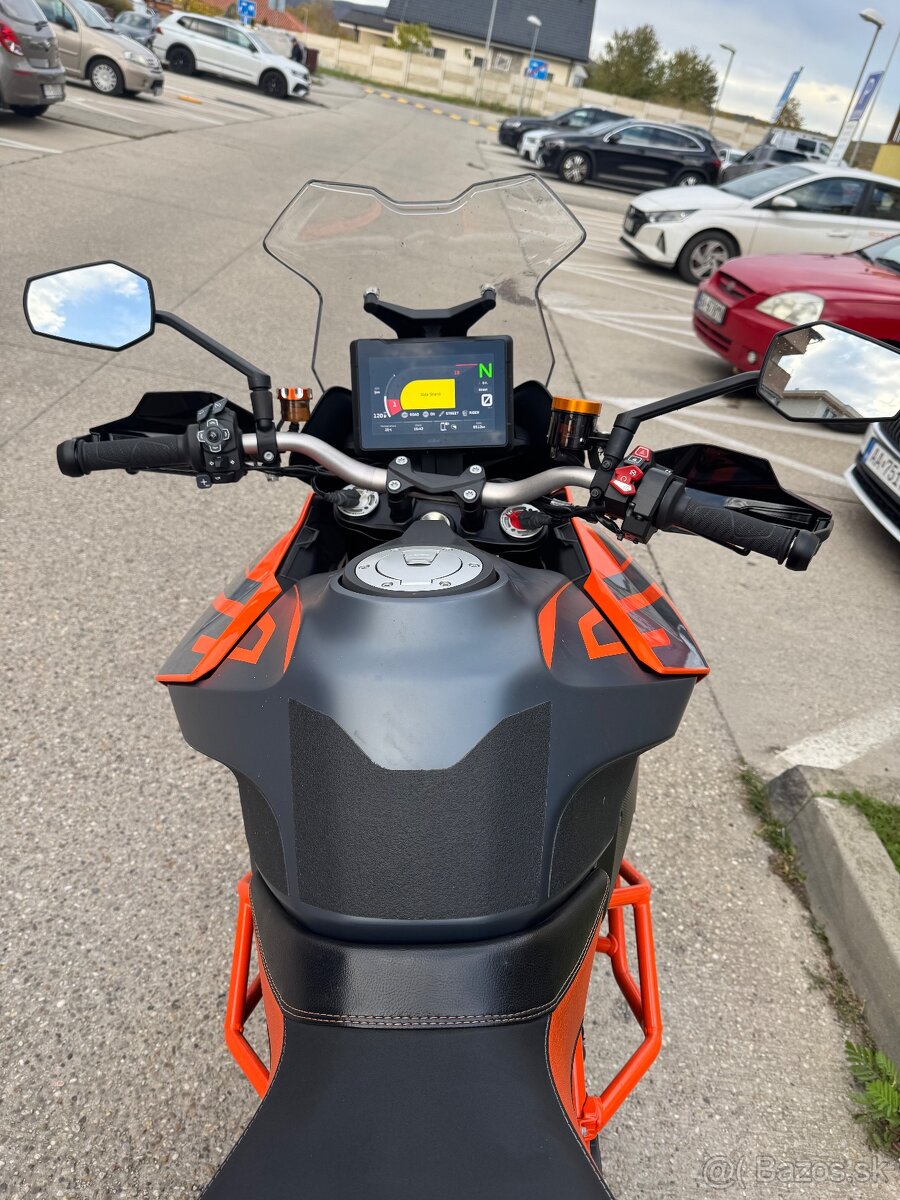 KTM Super Duke GT - 15
