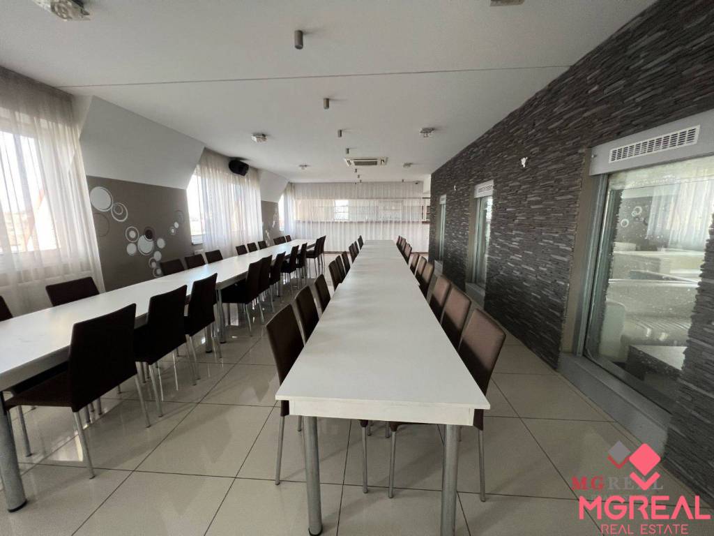 Polyfunkčná budova Topoľčany / Na PREDAJ - 15