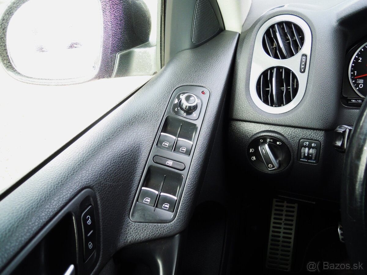 Volkswagen Tiguan, 1.4TSi SERVIS-BRZDY-PNEU - 15