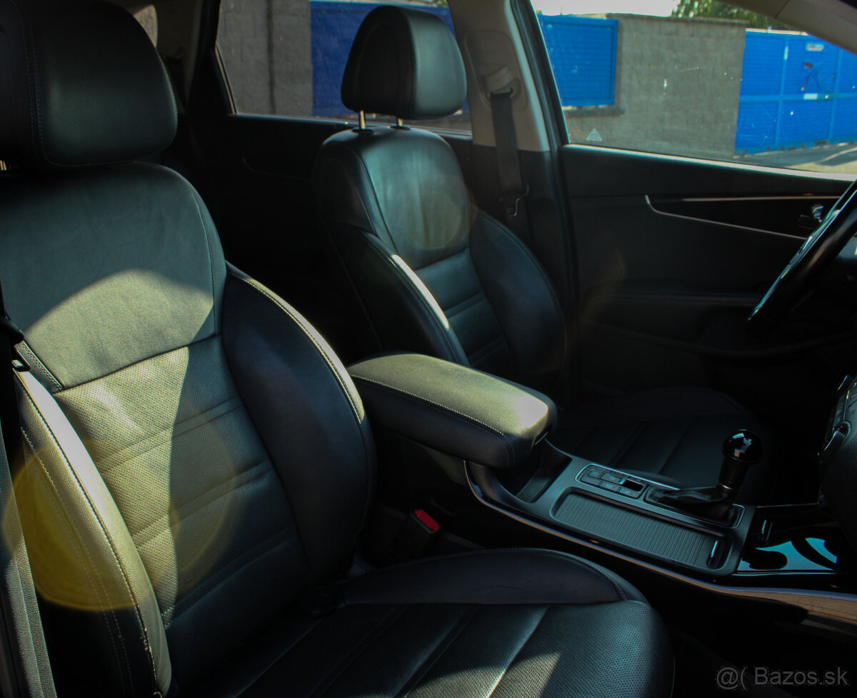 Kia Sorento 2.2 CRDi Platinum A/T DPH 1.Majiteľ SK - 15