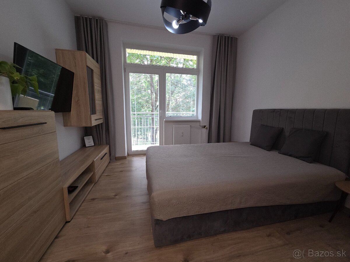 Krátkodobý Prenájom Apartmán v BB od 3hod - 15