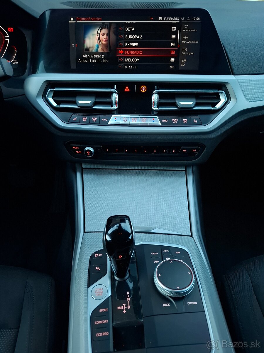 BMW Rad 3 Touring 318d mHEV AT - 15