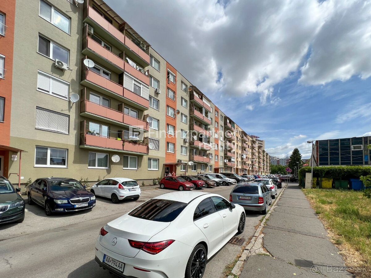 Predaj 3 izbový byt, M. R. Štefánika, Levice - 15